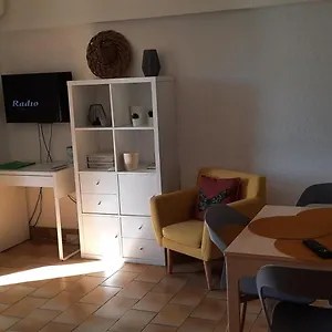  Apartment Climatise Avec Terrasse Au Coeur De France