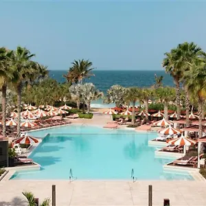 banyan-tree-at-bluewaters.dubaihotelsoffers.com/