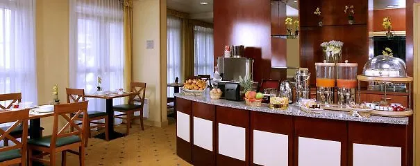 Citadines Montmartre Paris Aparthotel